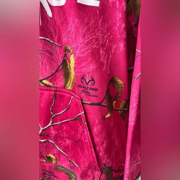 Realtree Xtra Colors, Rare, Unique, Limited, Pink Camo Hoodie, Savage Graphic, M - Picture 3 of 6
